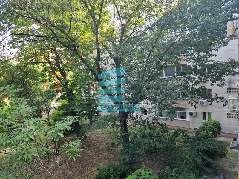 Titan- Liviu Rebreanu, 5 Minute Metrou 3 Camere