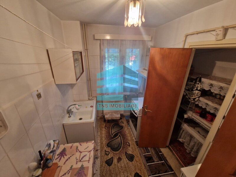 Titan- Liviu Rebreanu, 5 Minute Metrou 3 Camere